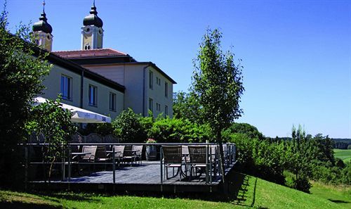 Klostergasthof 3* Roggenburg